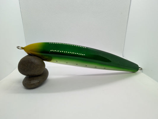 Señuelo de superficie Fish Trippers Village Le Grand Tango 190 Stickbait Greenback GH Sardini