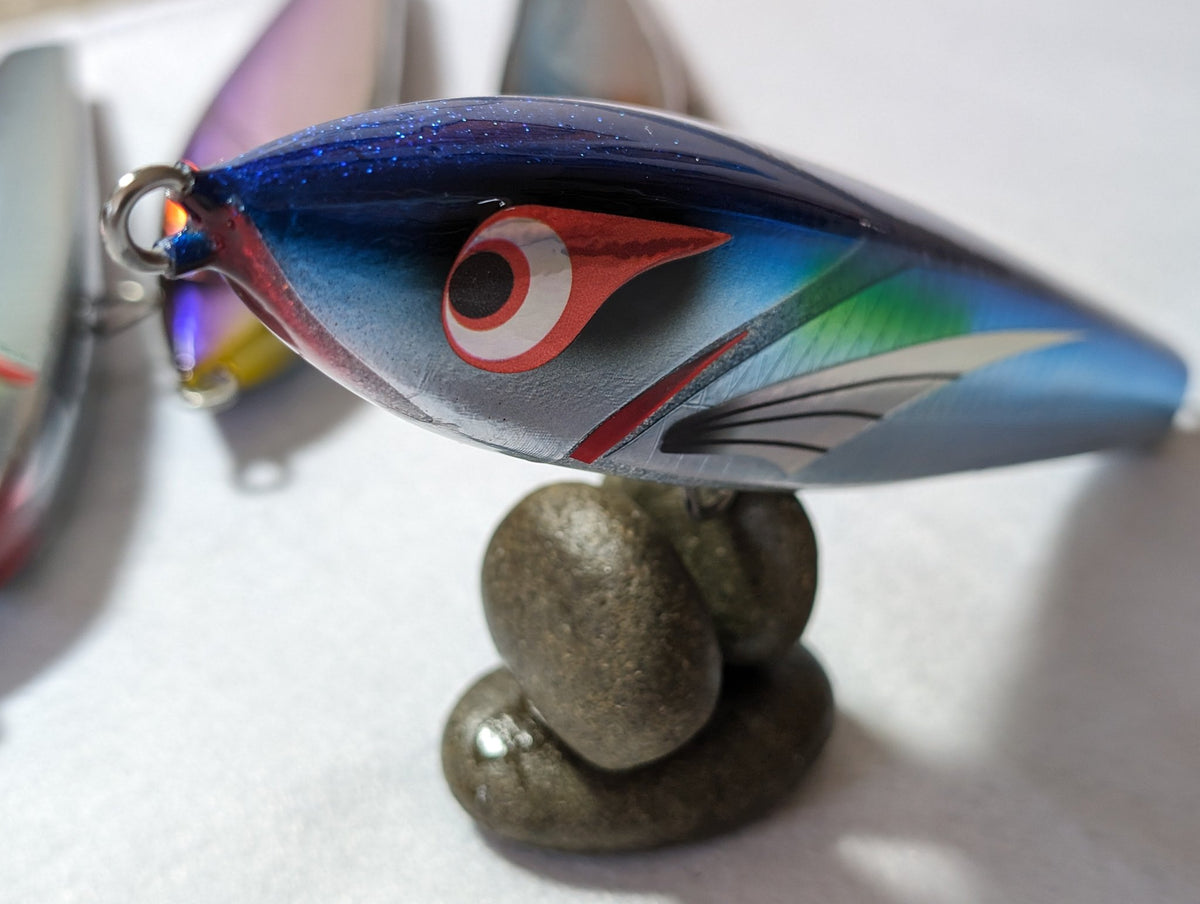 Bozles Ushiwakamaru 180 FLYING FISH Topwater Stickbait