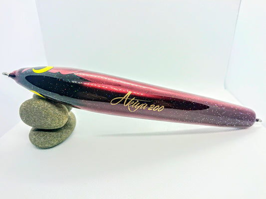 Woodream Akiya 200F Topwater Stickbait Rojo Plata