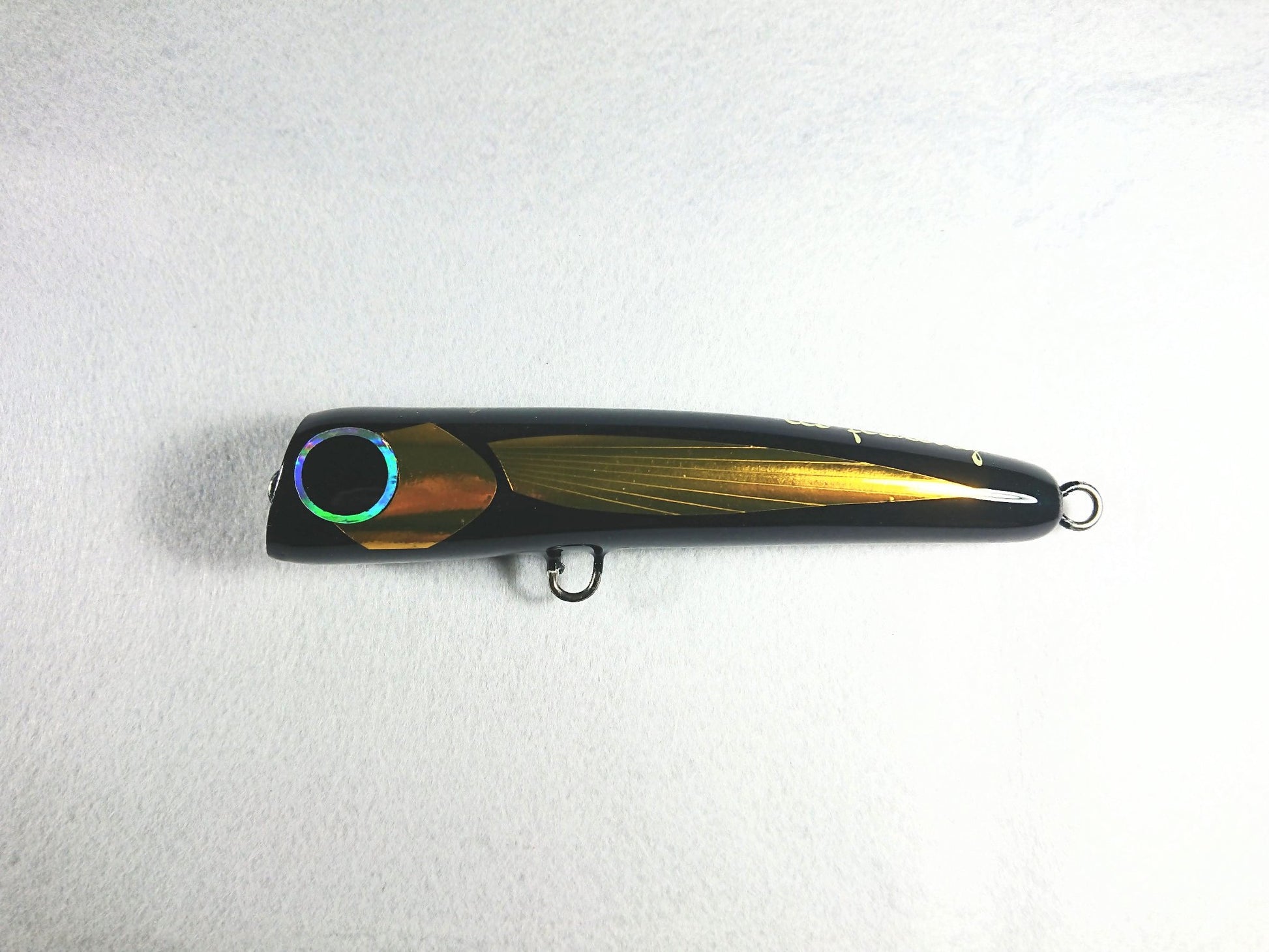 black golden popper